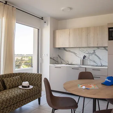 Aparthotel Pierre & Premium Horizon Golf Saint-Cyprien (Pyrenees-Orientales)