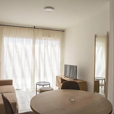 Pierre & Premium Horizon Golf Aparthotel Saint-Cyprien (Pyrenees-Orientales)