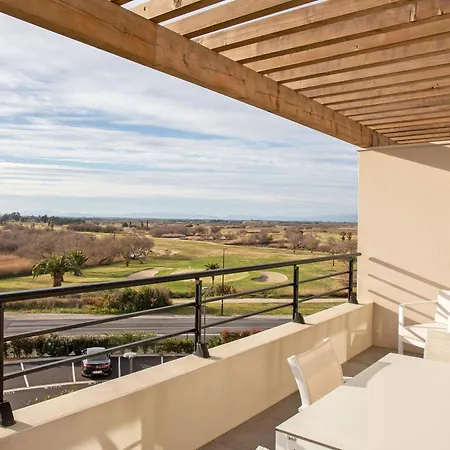 Aparthotel Pierre & Premium Horizon Golf Saint-Cyprien (Pyrenees-Orientales)